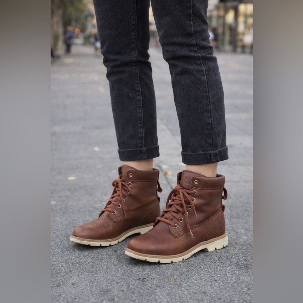 Timberland brown‎ leather boots size 6